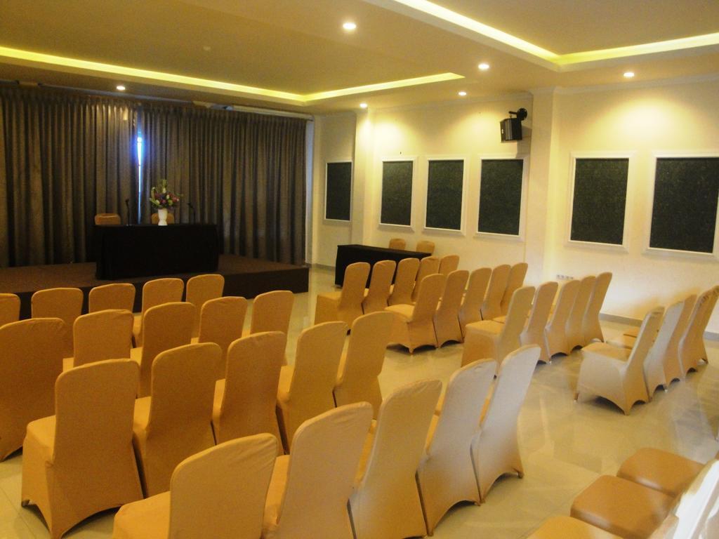 Ramayana Hotel Makassar Eksteriør bilde