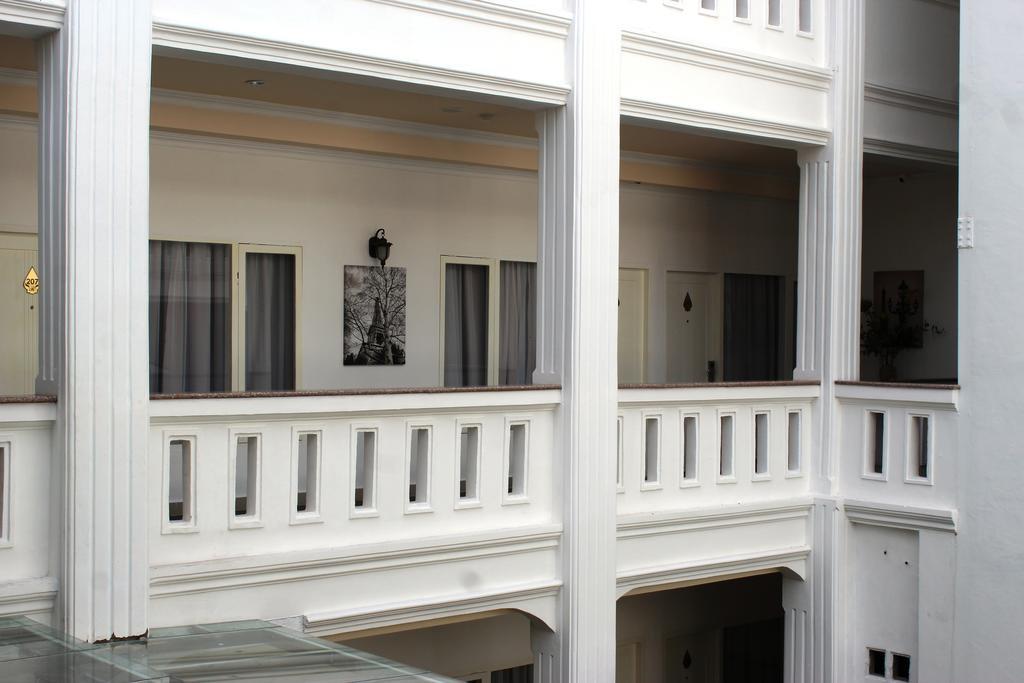 Ramayana Hotel Makassar Eksteriør bilde