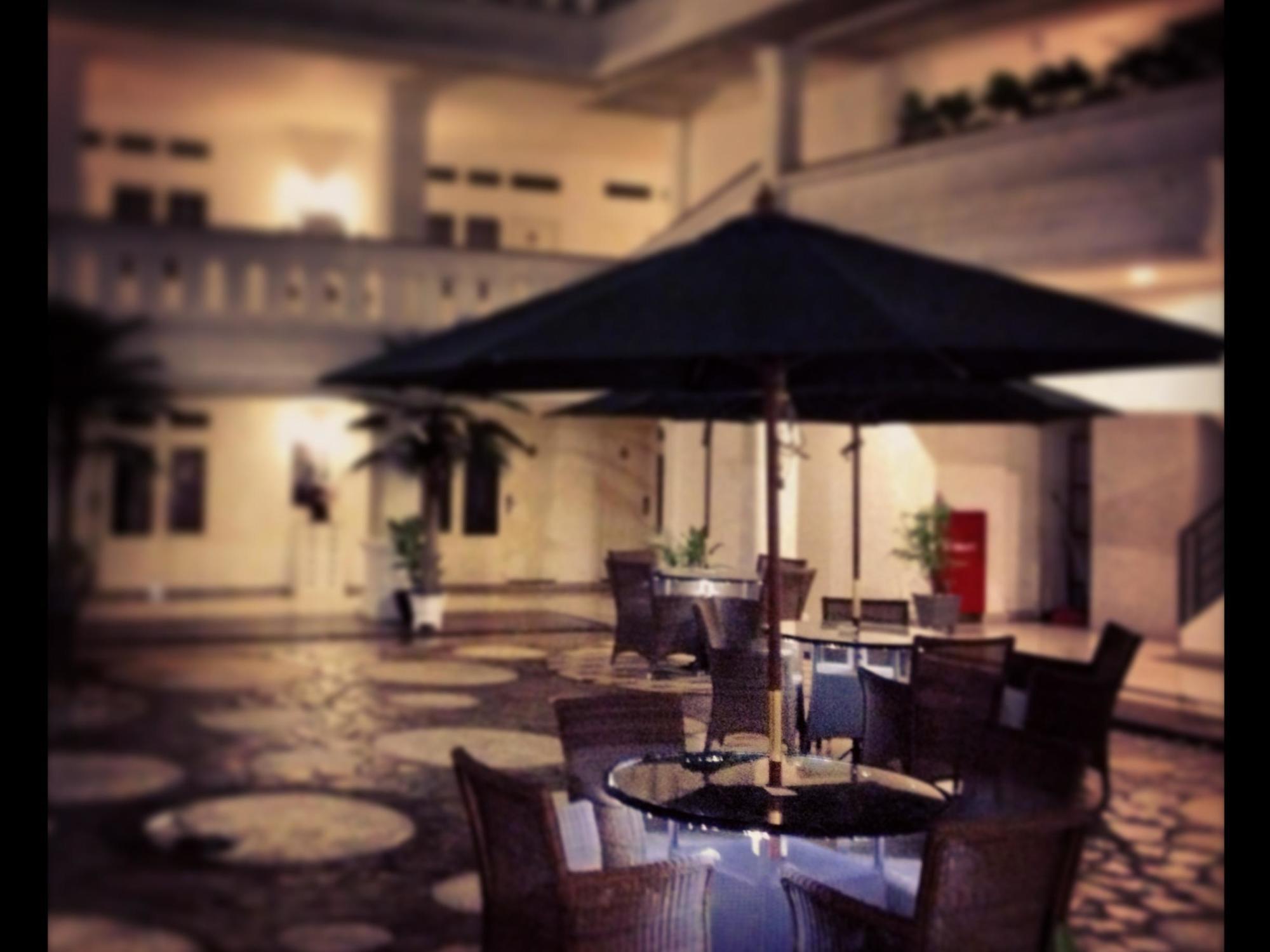 Ramayana Hotel Makassar Eksteriør bilde
