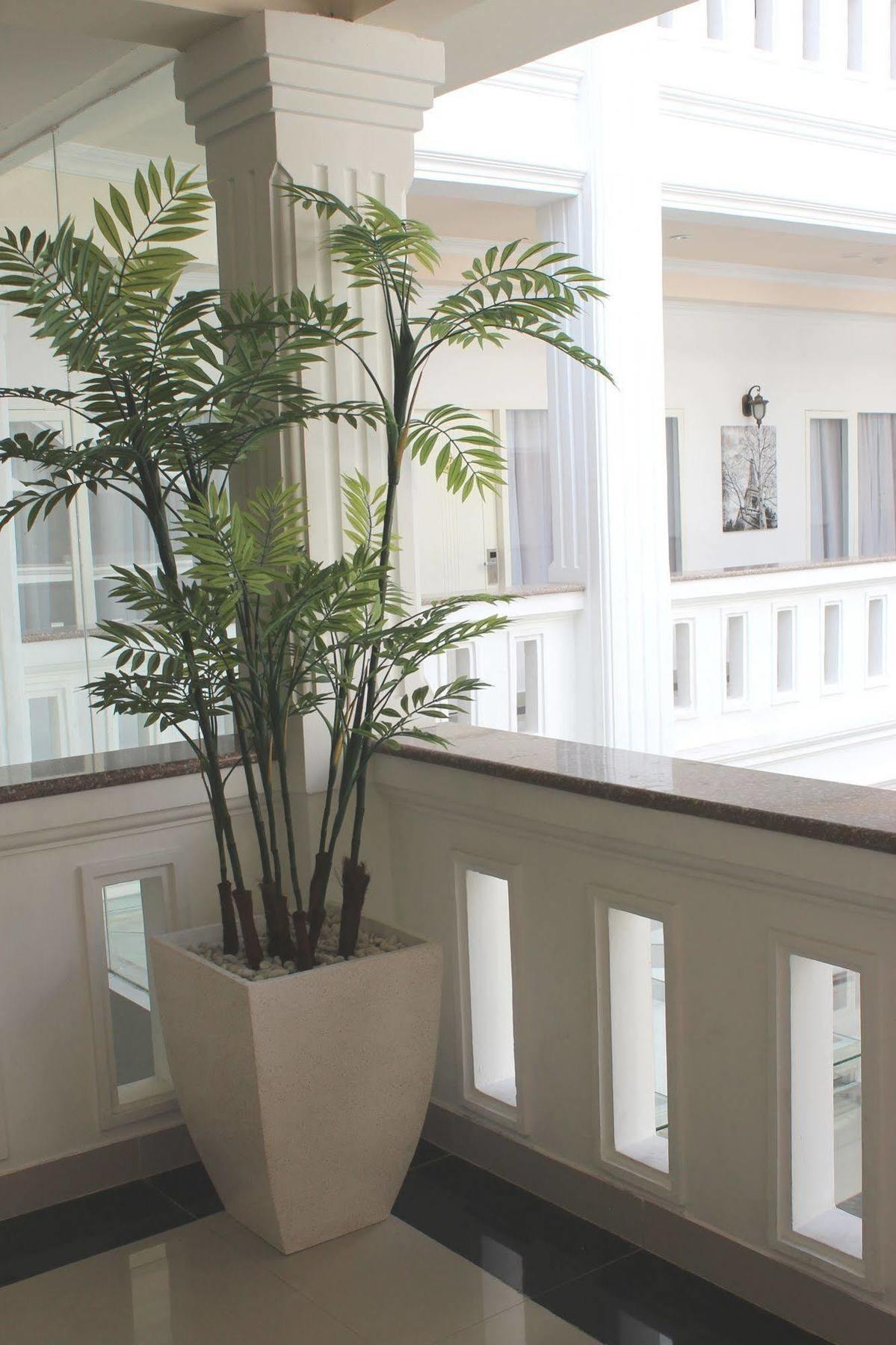 Ramayana Hotel Makassar Eksteriør bilde